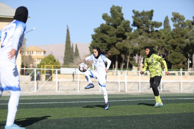 ۵ گل بانوان ملوان در بازی با فارس/تاریخسازی پدیده ۱۵ ساله