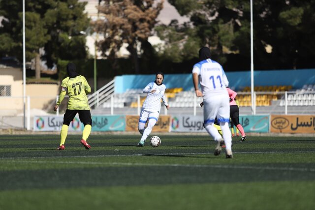 ۵ گل بانوان ملوان در بازی با فارس/تاریخسازی پدیده ۱۵ ساله