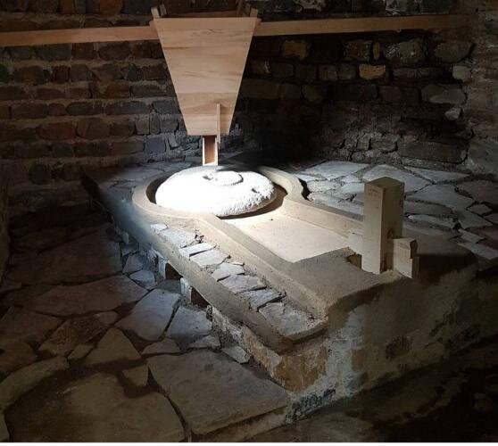 پسر آسیابان، آسیاب را احیا کرد