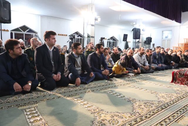 ویژهبرنامه بزرگداشت شهدای محدوده منطقه آزاد انزلی برگزار شد