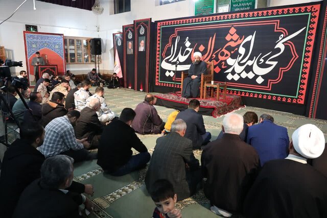 ویژهبرنامه بزرگداشت شهدای محدوده منطقه آزاد انزلی برگزار شد