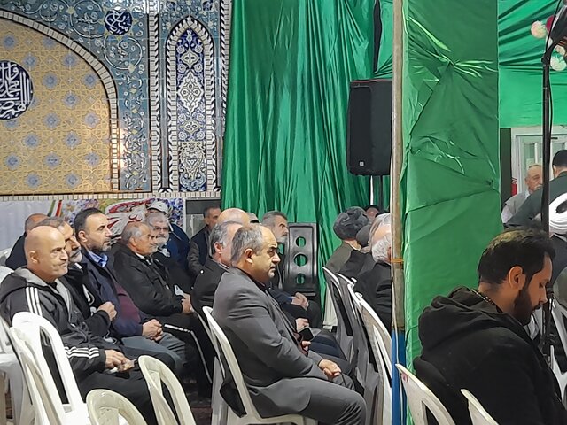 تا زمانی که ارزش های دینی و اسلامی در کشور حاکم باشد انقلاب زنده است