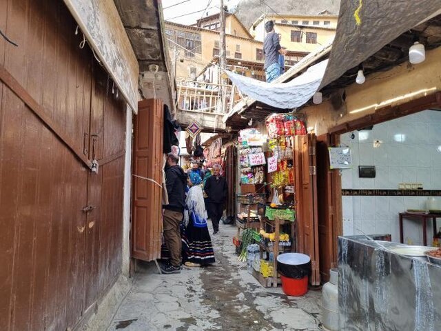 قدیمی ترین کتابفروشی ماسوله با کتابهای نایاب