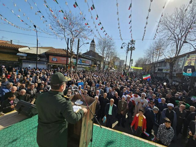 هر رای ما موجب قدرتمند تر شدن نظام می شود