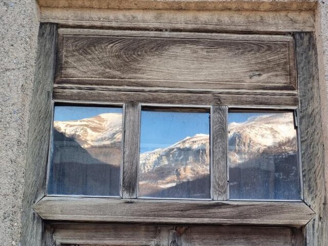 تاخیر آفتاب در شهر گلهای شمعدانی