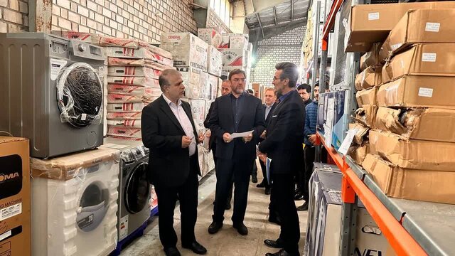 بازدید هیات عالی نظارت جمعآوری و فروش اموال تملیکی از انبارهای گیلان