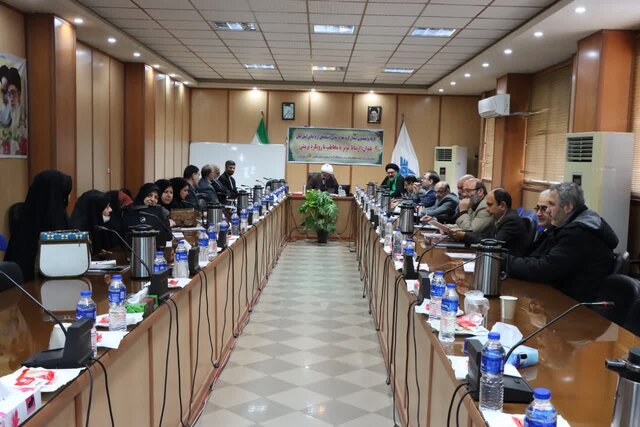 برگزاری کارگاه ارتباط موثر با مخاطب ویژه ۴۰ نفر از اساتید گروه معارف اسلامی گیلان