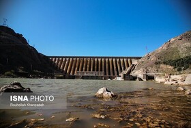 ذخیره ۲۰ میلیون متر مکعب آب پشت سازه‌های آبخیزداری مهرستان