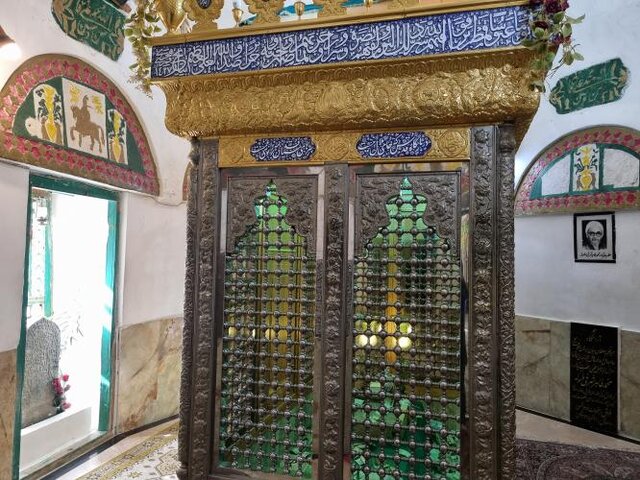 عطر «اَگردک» و «کوکوی گل پامچال» در کف بازار ماسوله