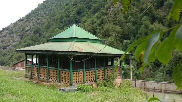 بر فراز ابرها در ییلاق سوئه چاله و خرید از روستای ملی چوب تراشان