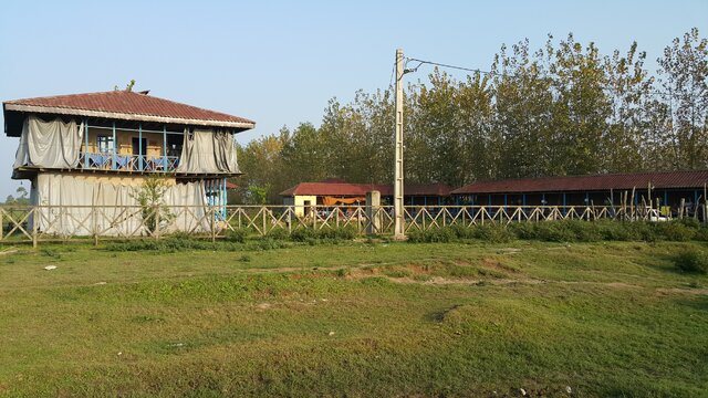 پیادهروی در جنگل فتاتو و خرید از روستای ملی حصیر