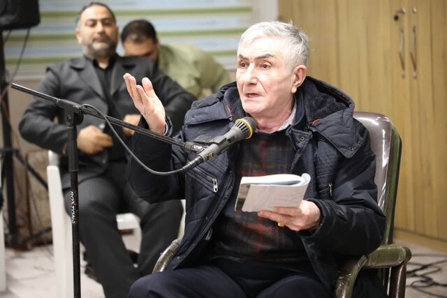 نشست صمیمی آیتالله فلاحتی با شعرای گیلان برگزار شد