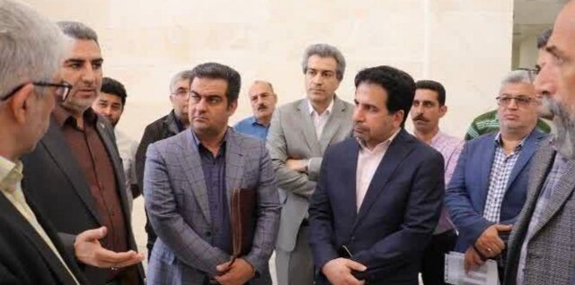 بازدید مشاور وزیر راه و شهرسازی از پروژه ریلی رشت - کاسپین