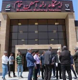 بازدید مشاور وزیر راه و شهرسازی از پروژه ریلی رشت - کاسپین