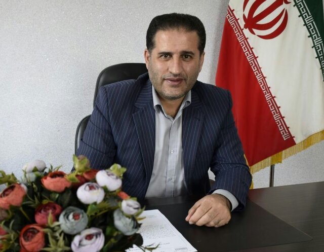 درسنامه «یارش» گامی مثبت در جهت پیشرفت آموزشی و تربیتی است