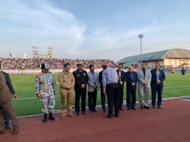 تقدیر از خانواده ۵ شهید ورزشکار بندرانزلی