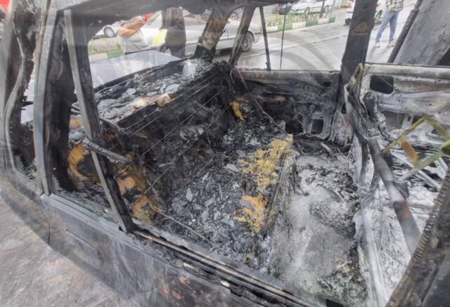 مهار آتش در خودروی سواری