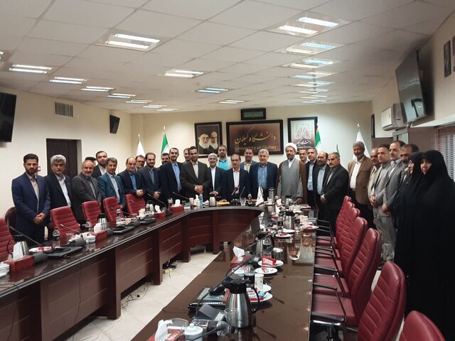 بسیج اساتید محور همدلی و همافزایی در دانشگاه باشد