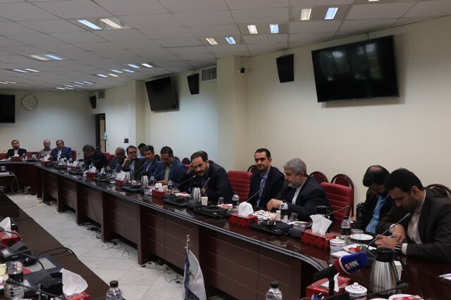 بسیج اساتید محور همدلی و همافزایی در دانشگاه باشد