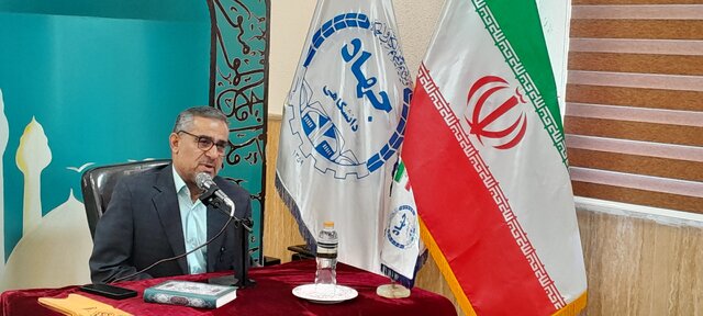 از مفاخر قرآنی استان گیلان تقدیر شد