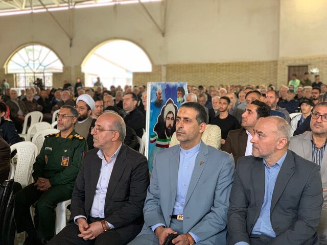 انقلاب اسلامی، هیمنه استکبار را درهم شکست