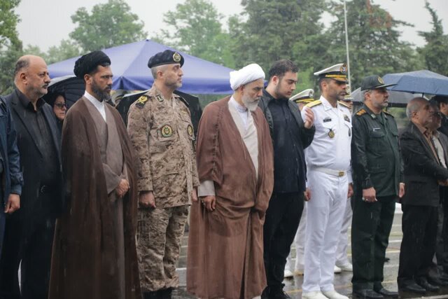 شهید کاروان به گیلان بازگشت/ مراسم وداع زیر باران