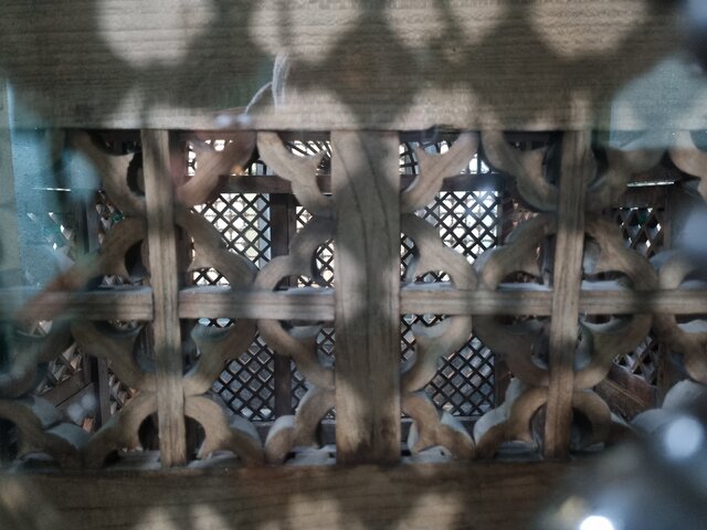 شمسههای هنر دست نجاران گیلانی روایتگر معماری بومی بناهای مذهبی