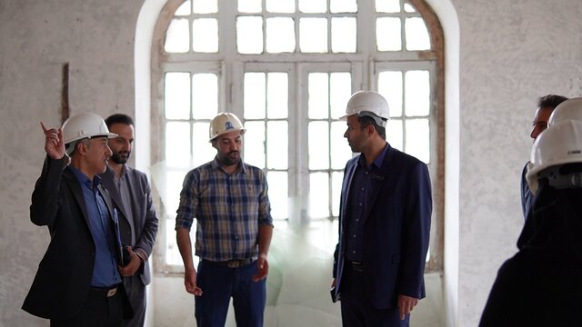 فاز دوم مرمت عمارت بلدیه رشت به نیمه رسید