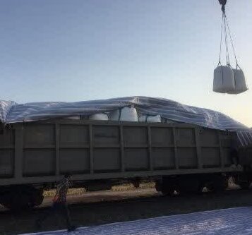 نخستین محموله ترانزیتی کود اوره از راهآهن رشت به ترکیه اعزام شد