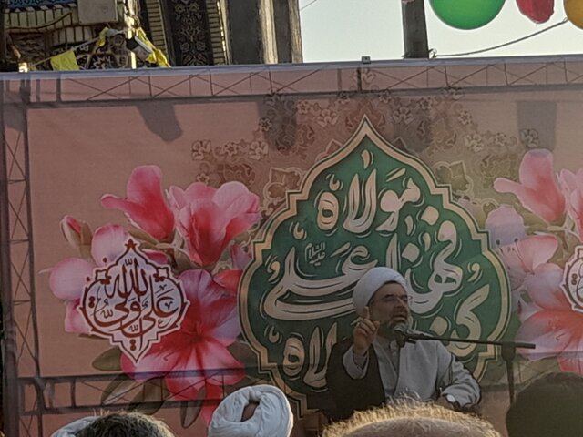 پروژه بهسازی و تعریض پیادهراه بقعه بیبی حوریه بندرانزلی افتتاح شد