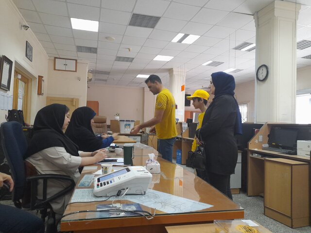 حضور مردم در انتخابات در شهر ساحلی بندرانزلی