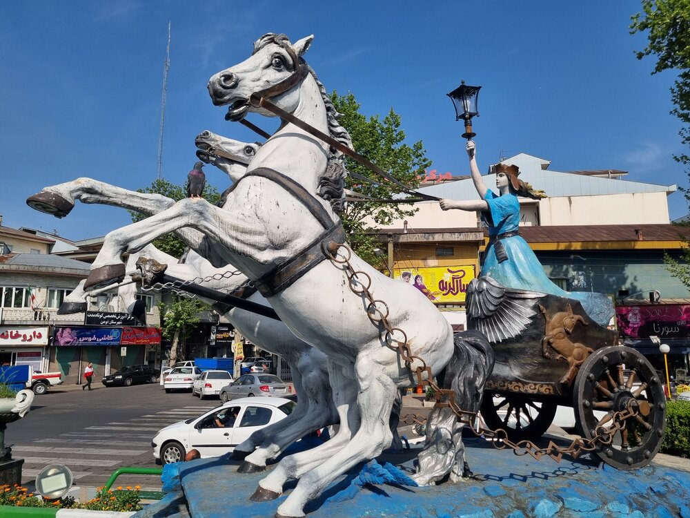 بانوی آب و باران؛ پاسبان «شهر مجسمه‌ها»