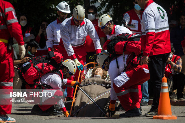 ربات های نجاتگر به کمک نیروهای عملیاتی هلال احمر گیلان می آیند ربات های نجاتگر به کمک نیروهای عملیاتی هلال احمر گیلان می آیند