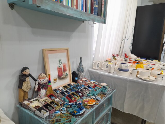 خستگی بر دستان هنرمندان صنایع دستی بندرانزلی میماند