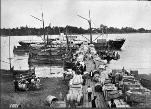 آهنهای ضایعاتی که اشیای دوره مفرغ از آب درآمد