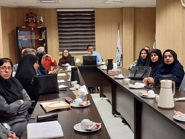 کارگاه «آشنایی با فناوریهای بهره برداری از انرژیهای تجدیدپذیر» برگزار شد