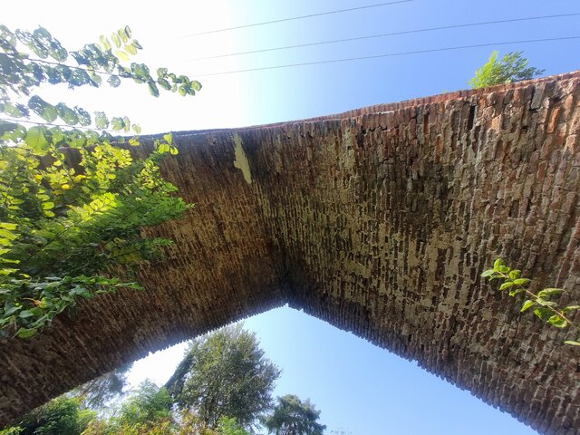 پل خشتی لاهیجان، میراثی بهجامانده از دوره کیائیان