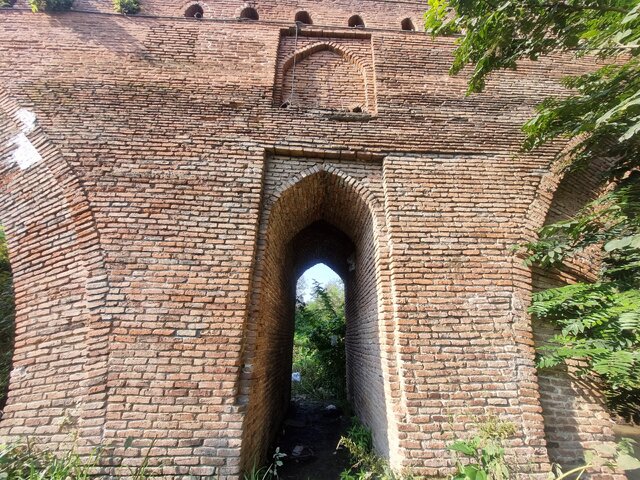 پل خشتی لاهیجان، میراثی بهجامانده از دوره کیائیان