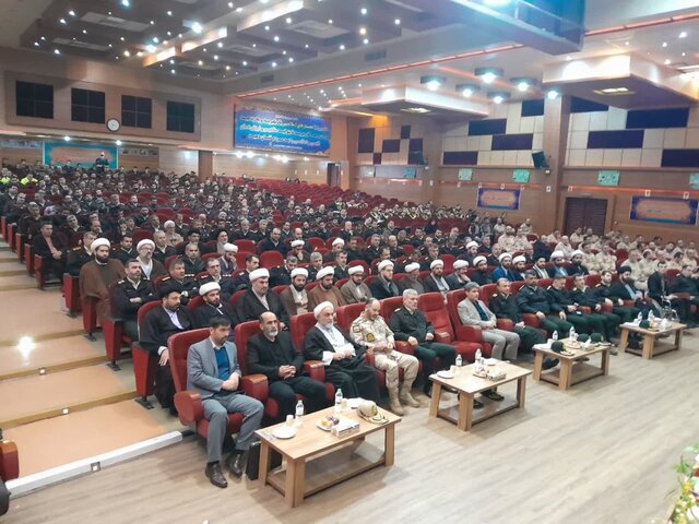 نماز با خدمت به مردم اثربخش میشود