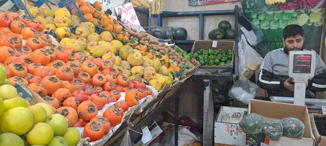 ملاک بازرسی ها بر بازار شب یلدا فاکتور قیمت است