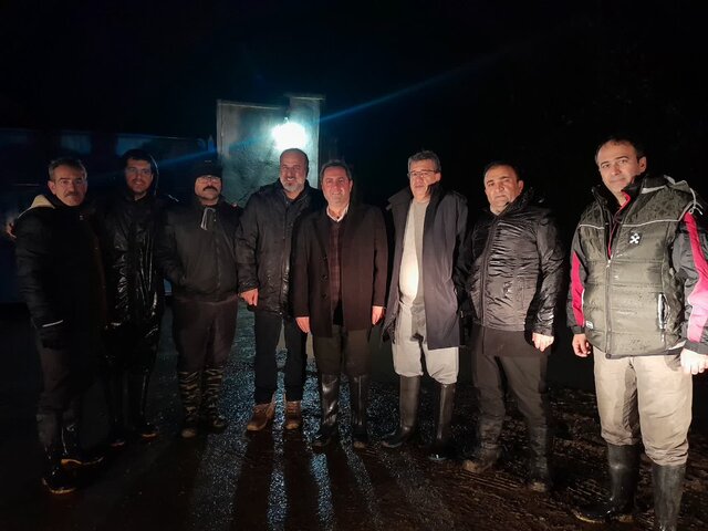 اقدامات ایمنی برای رفع شکستگی دریچه آببندان روستای کرگان در حال انجام است