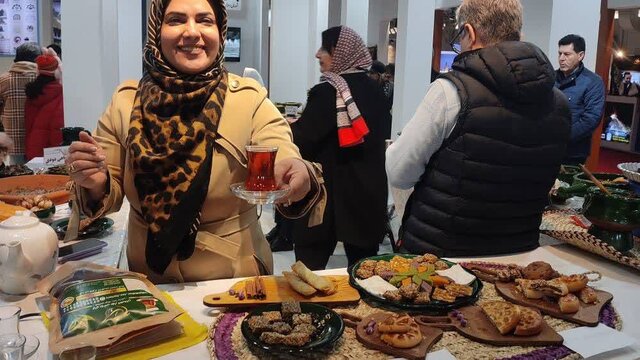 استقبال از غرفه گیلان در نمایشگاه بینالمللی گردشگری