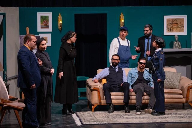 اجرای نمایش کمدی «هیچکس جیمی نمیشه» در بندرانزلی