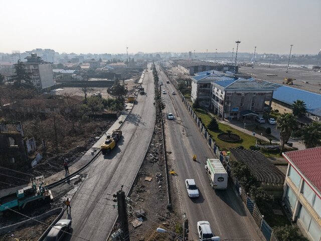 خیابان بایندر بندرانزلی به صورت موقتی زیر بار ترافیک می‌رود