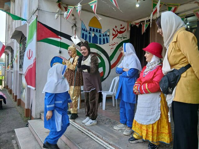 نمایش کودکانه موزیکال در مدارس منطقه آزاد انزلی اجرا شد