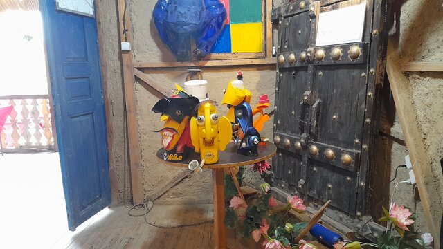 نمایش دستسازههای هنرمند انزلیچی