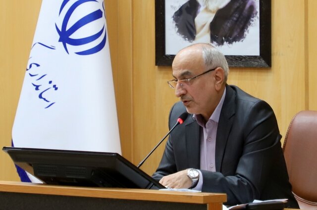 عرضه مرغ با درجه +A در گیلان ممنوع شد عرضه مرغ با درجه +A در گیلان ممنوع شد