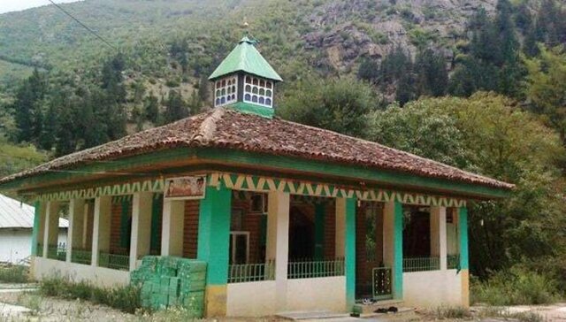 ۴۵ بقعه تاریخی گیلان مرمت و بازسازی شدند