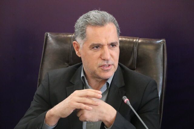 دستگاه های اجرای پای کار تامین مسکن کارگران بیایند