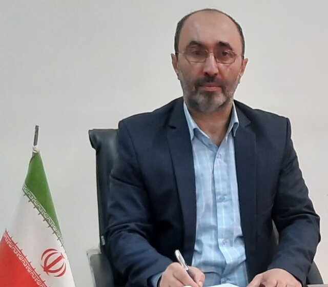 شروع کار از مناطق محروم گیلان تا انتخاب به‌عنوان معلم نمونه کشوری